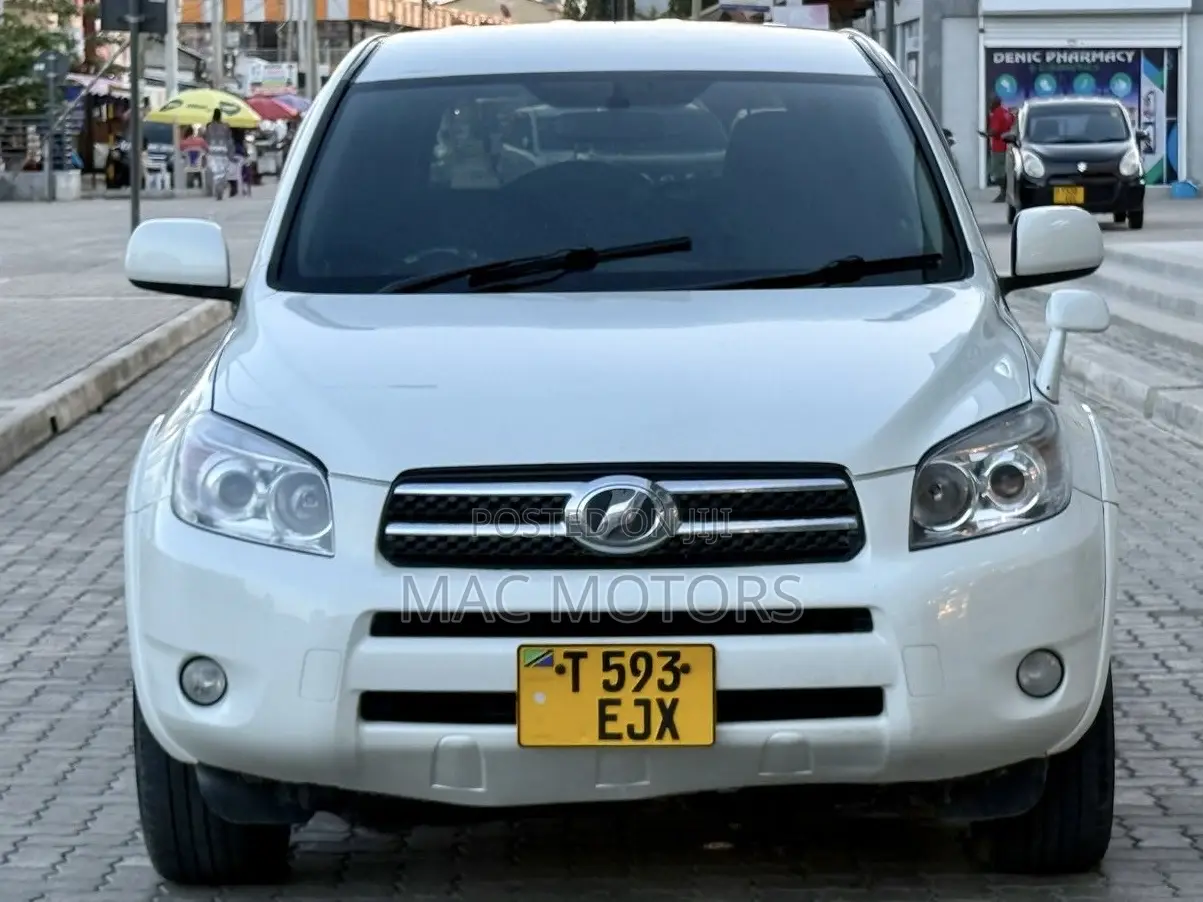 Toyota RAV4 2007 White