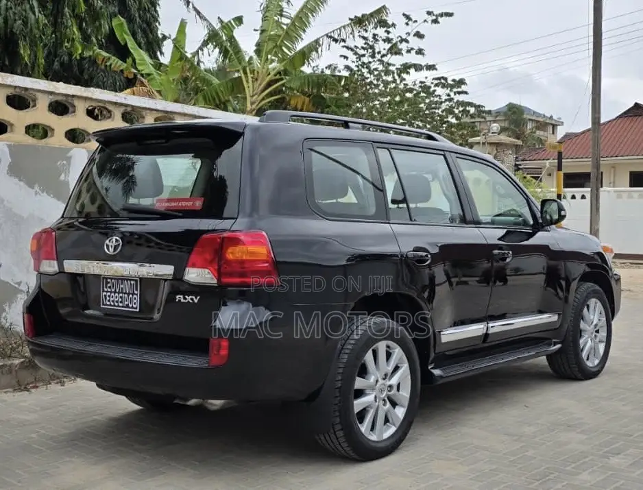 Toyota Land Cruiser 4.5 V8 VXR 2015 Black