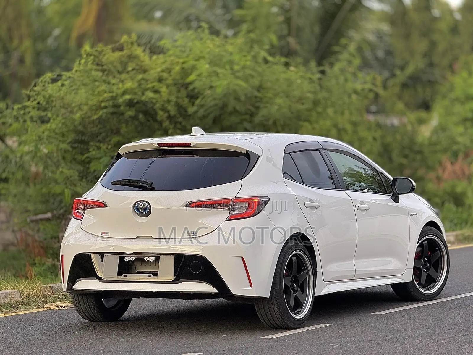 Toyota Corolla Hatchback 2019 White
