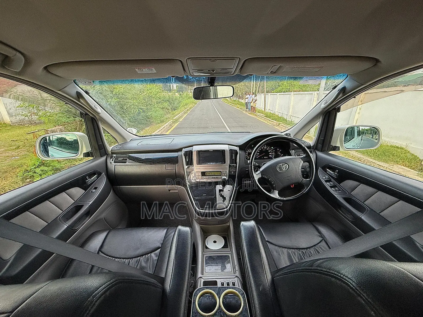 Toyota Alphard 2.4 Petrol FWD 2006 White