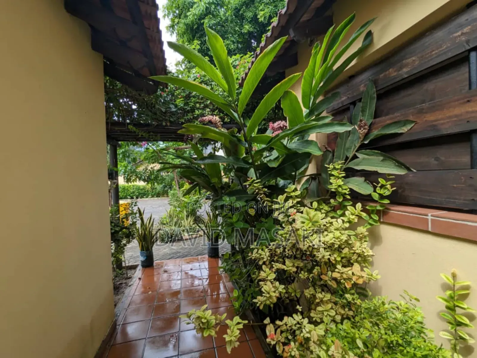 Furnished 4bdrm Villa in Villas, Oyster Bay for rent