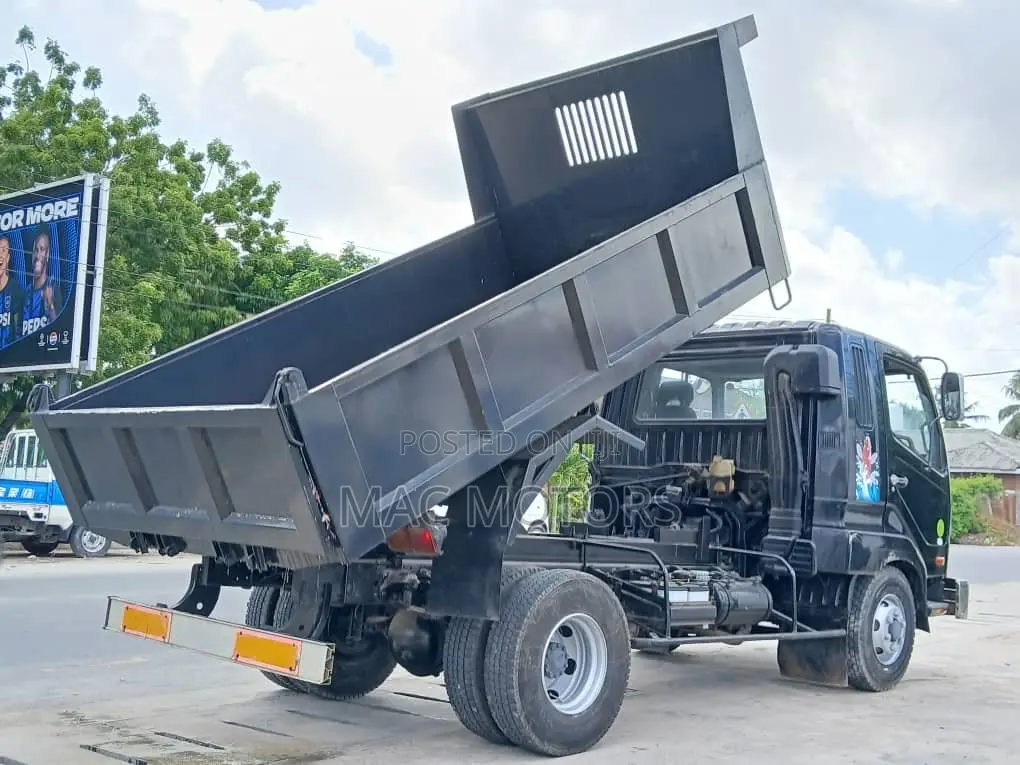 Mitsubishi Fuso Tipper