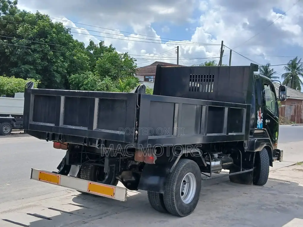 Mitsubishi Fuso Tipper