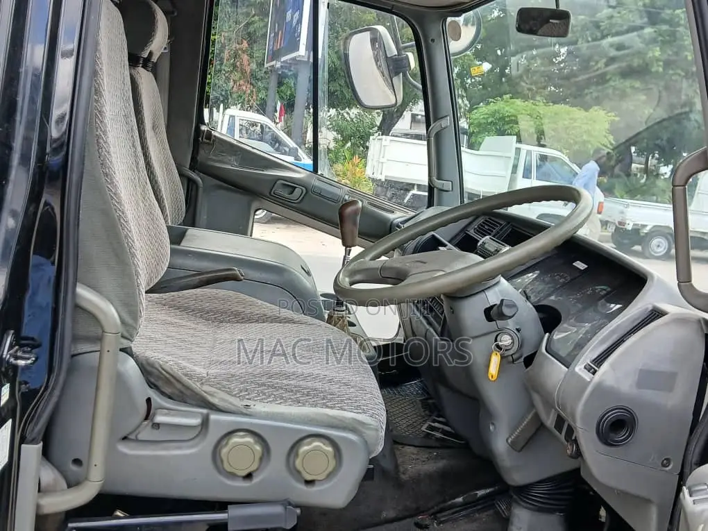 Mitsubishi Fuso Tipper