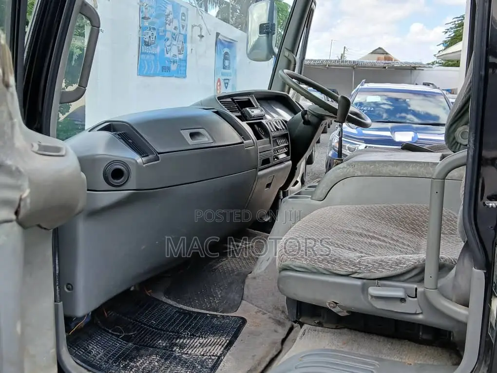 Mitsubishi Fuso Tipper