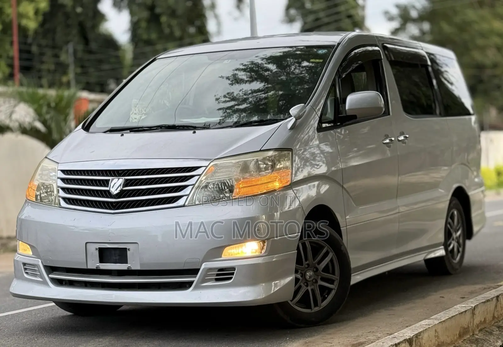 Toyota Alphard 2.4 Petrol FWD 2007 Silver