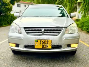 Photo - Toyota Premio 2005 Silver