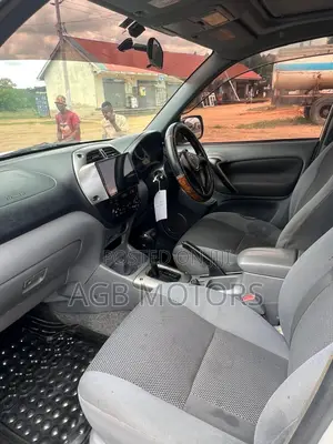 Toyota RAV4 2005 Silver