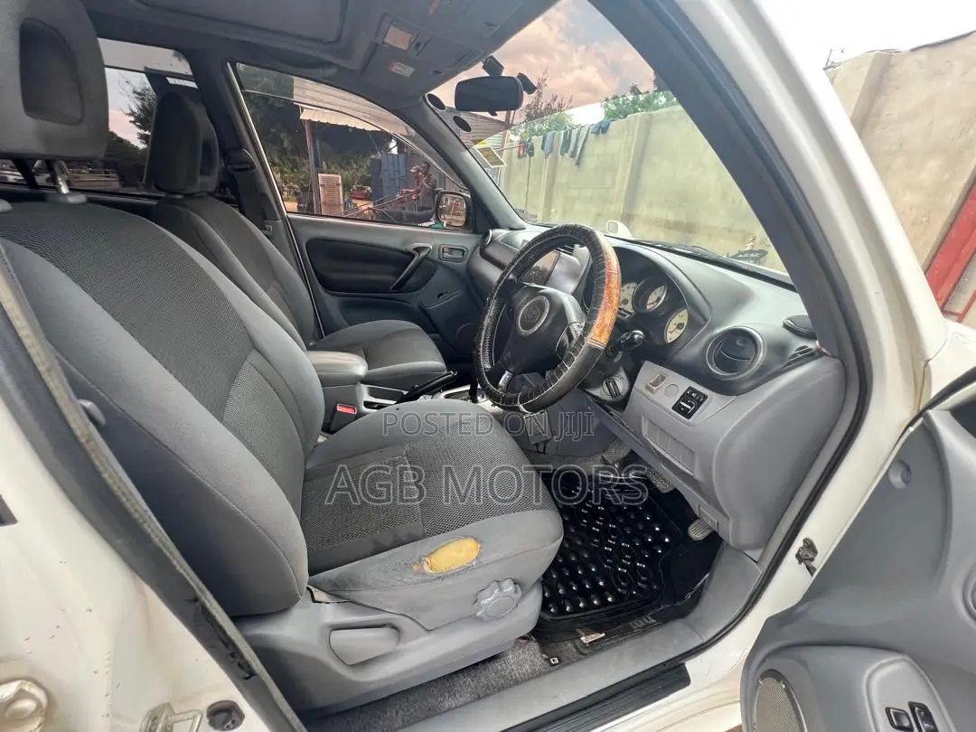 Toyota RAV4 2005 Silver