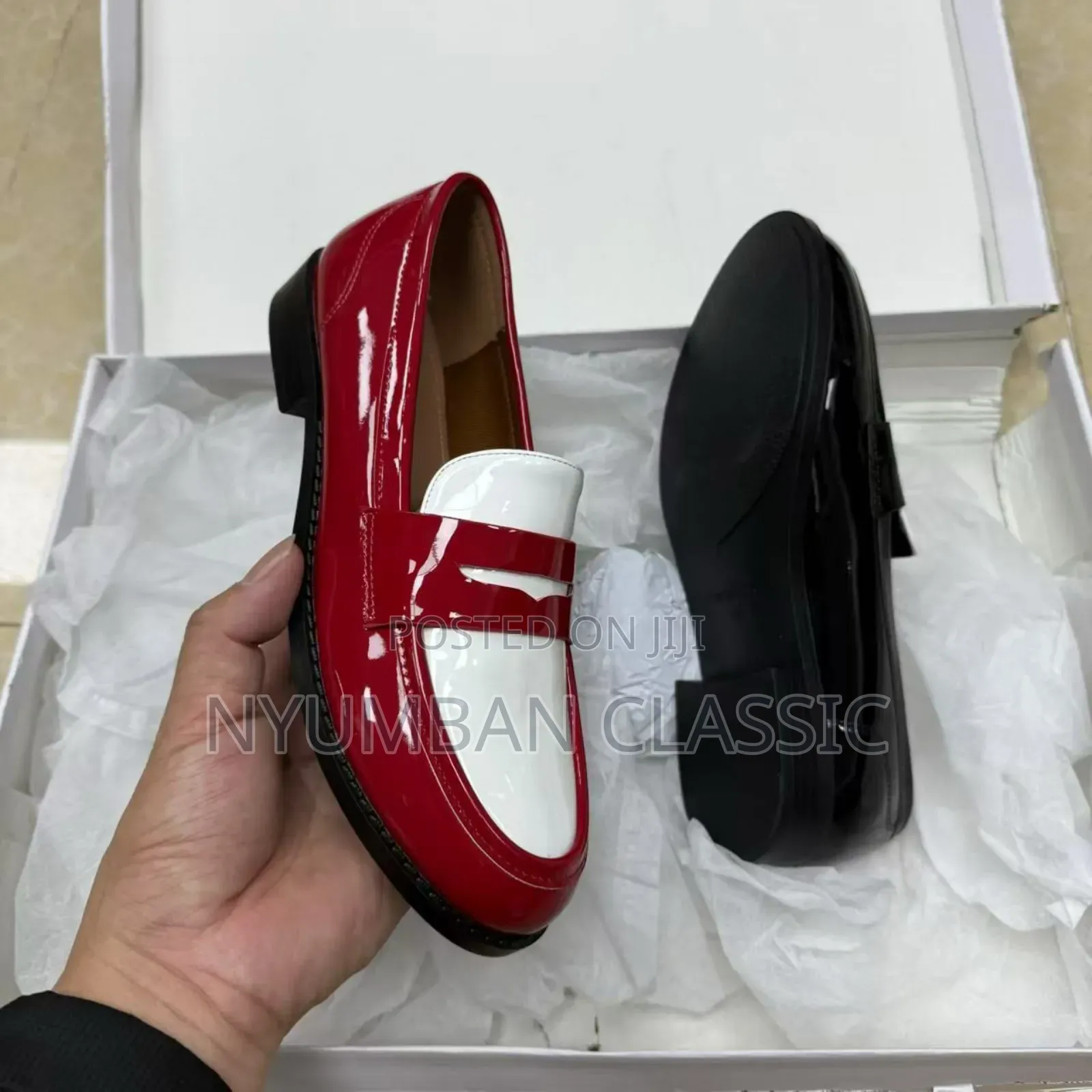 Loves Shoes Women's