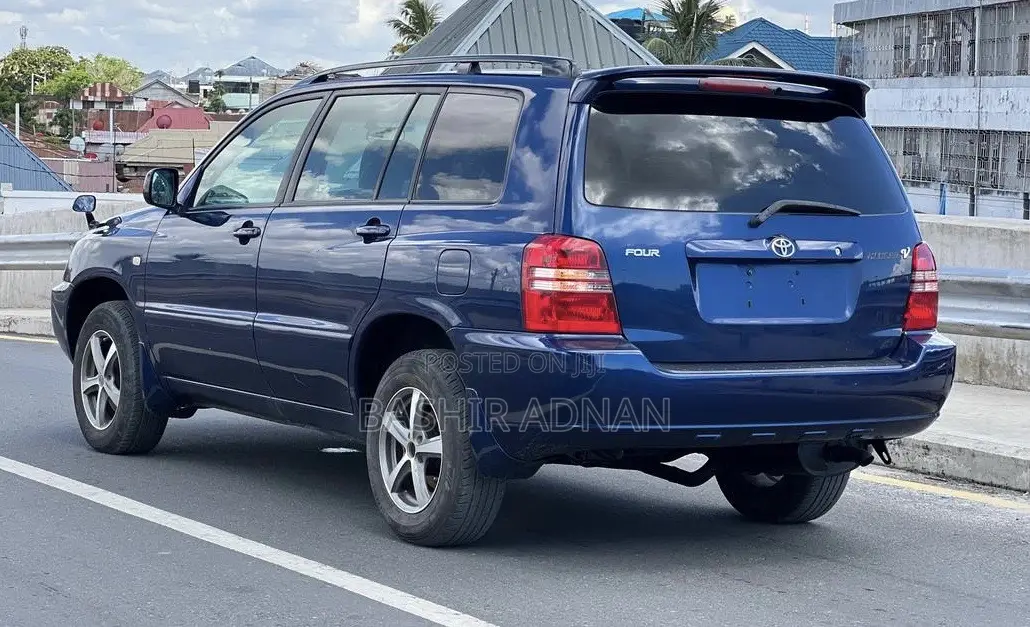 Toyota Kluger 2002 Blue