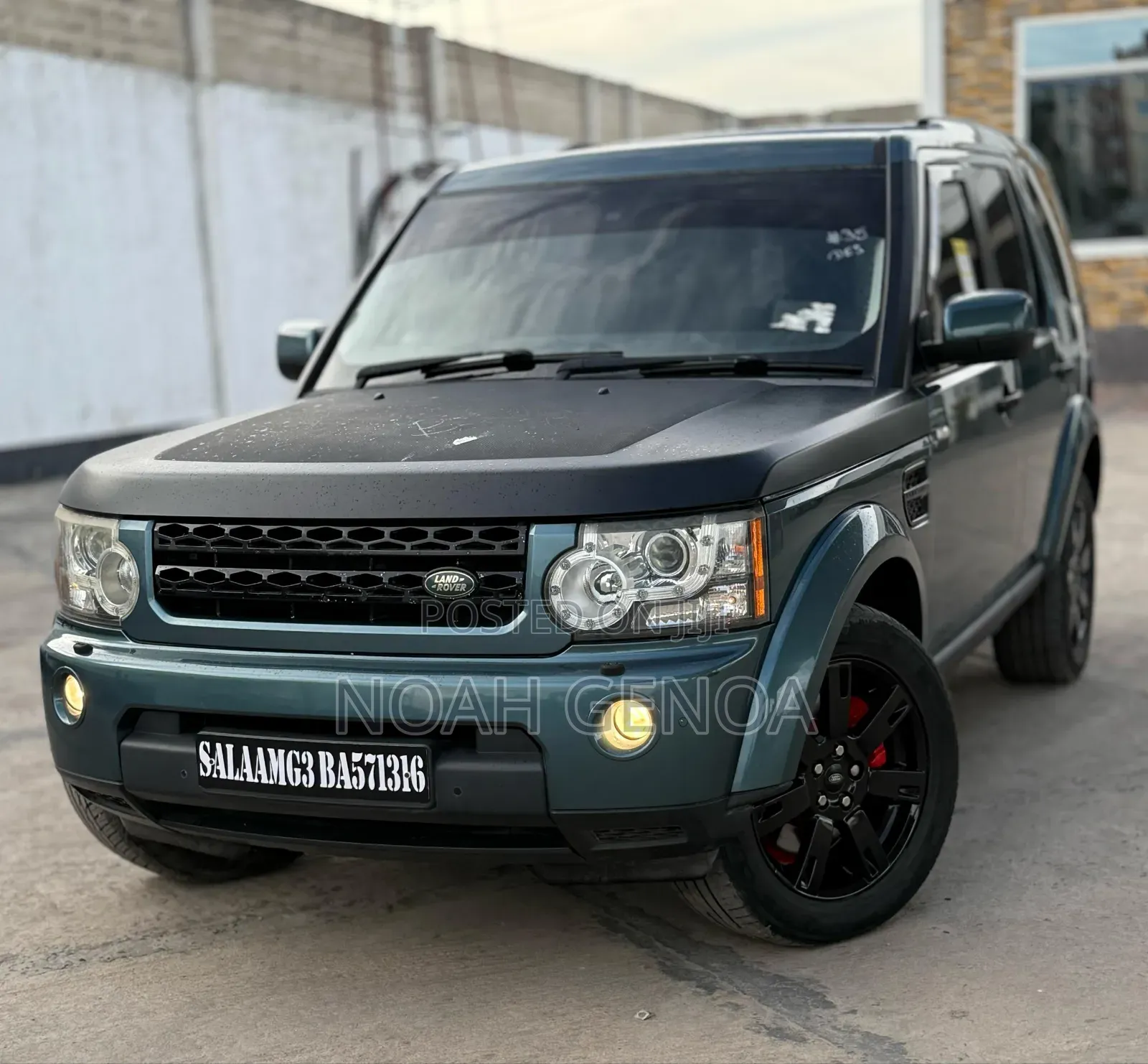 Land Rover Discovery 2011 Green