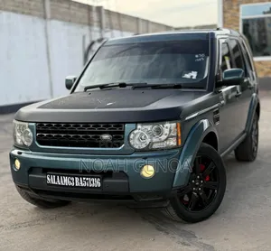Land Rover Discovery 2011 Green