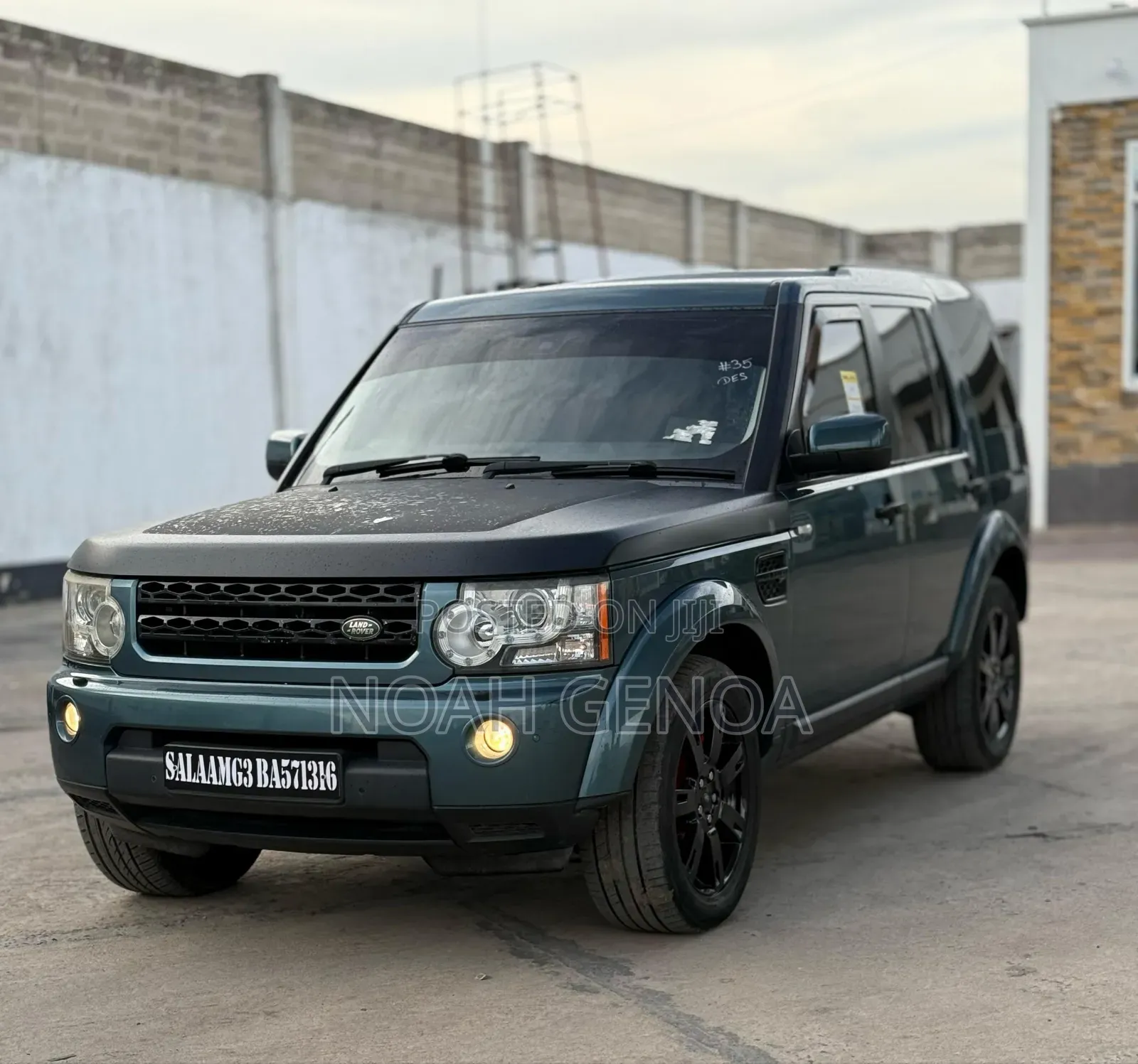 Land Rover Discovery 2011 Green