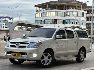 Toyota Hilux 2.5 Cab 2005 Silver