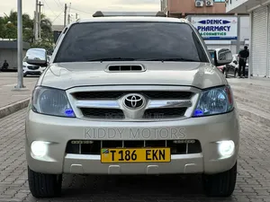 Toyota Hilux 2.5 Cab 2005 Silver