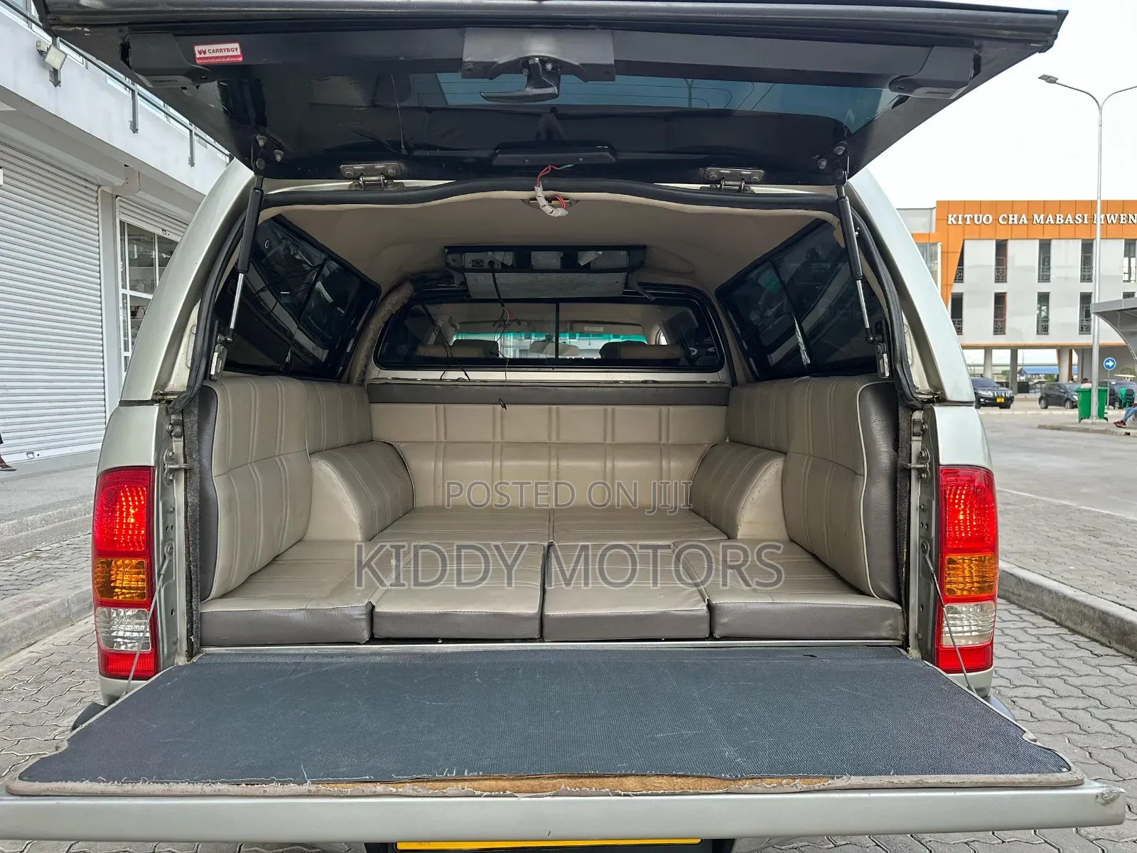 Toyota Hilux 2.5 Cab 2005 Silver