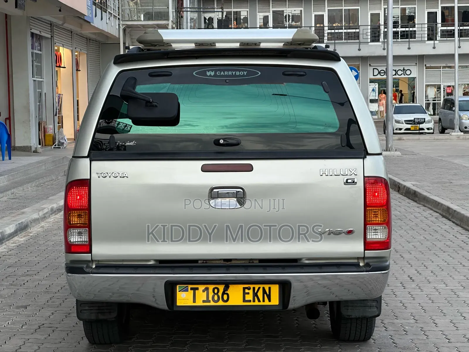Toyota Hilux 2.5 Cab 2005 Silver