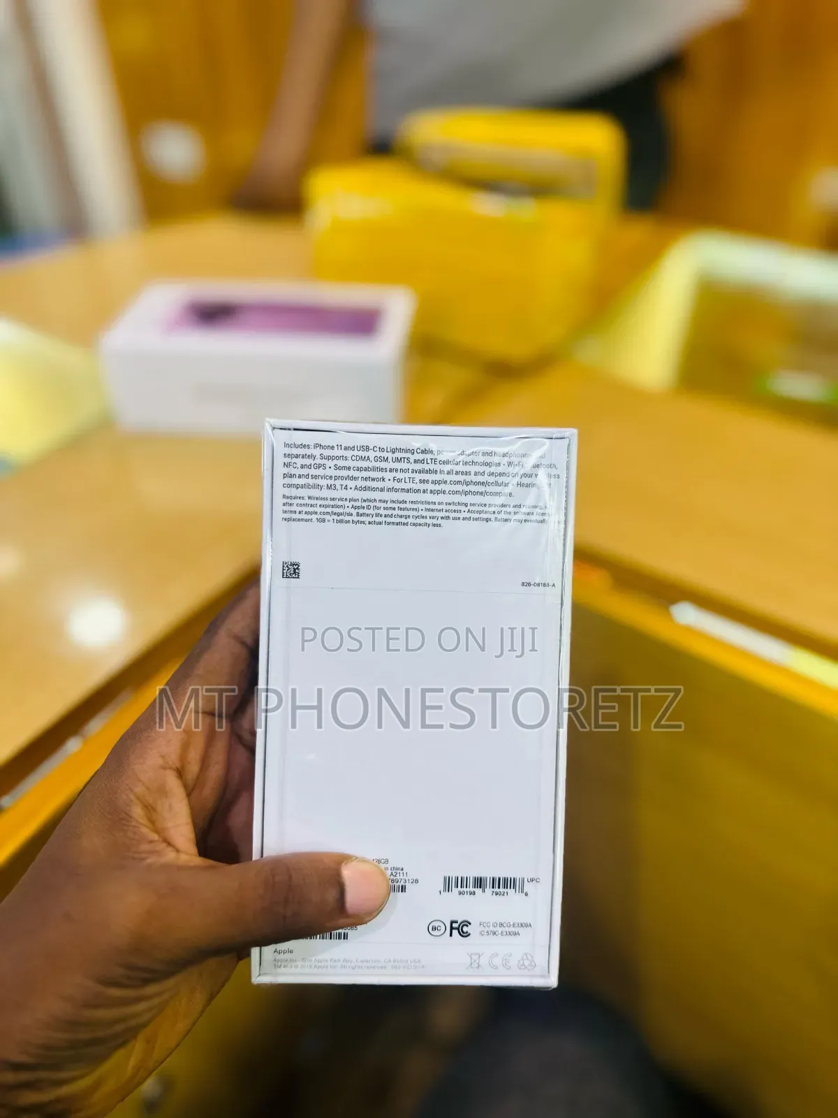 New Apple iPhone 11 64 GB Purple