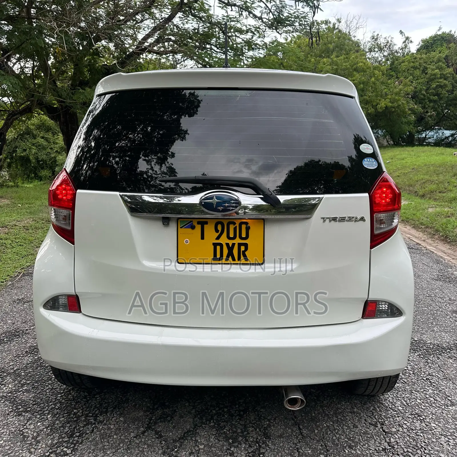 Subaru Trezia 2012 White