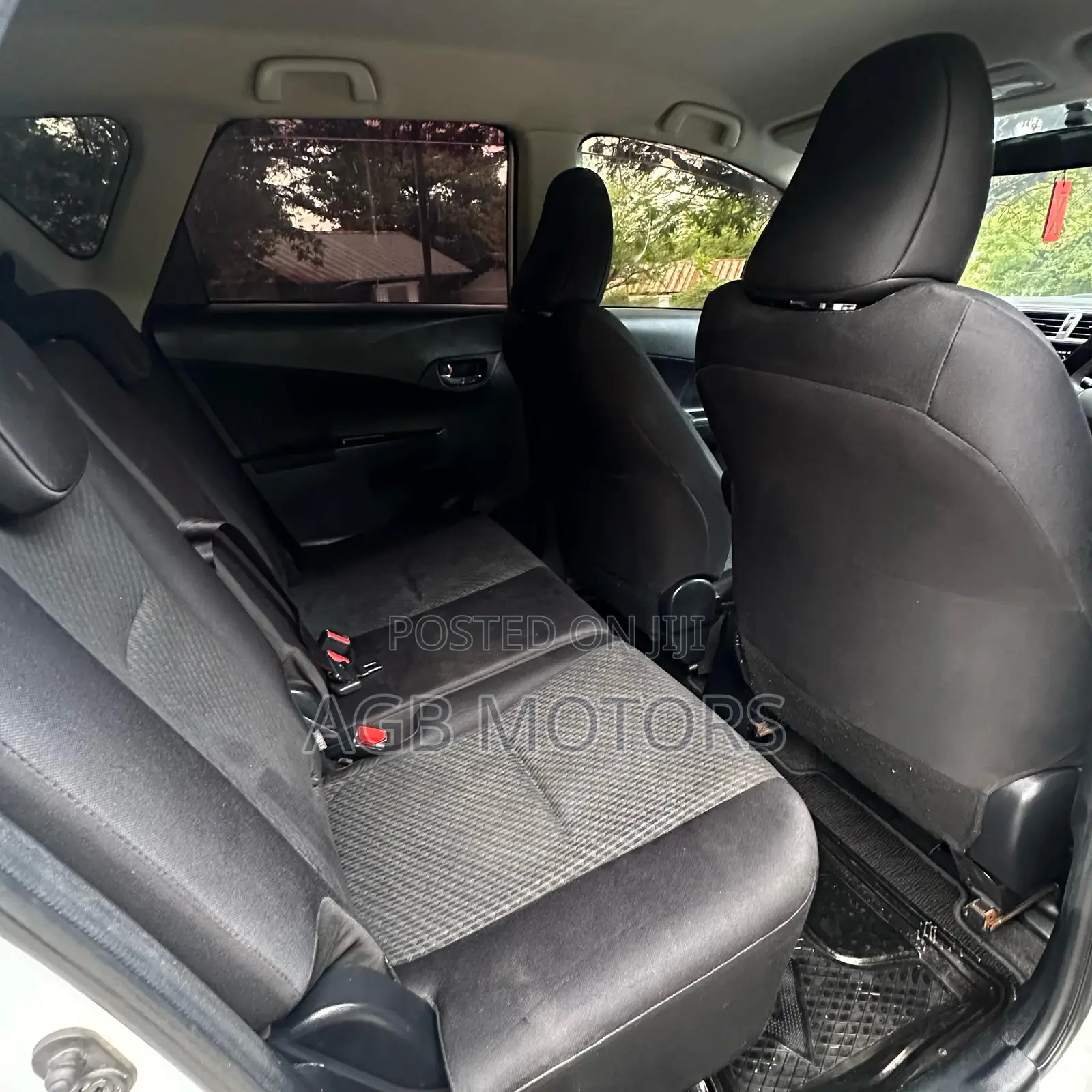 Subaru Trezia 2012 White