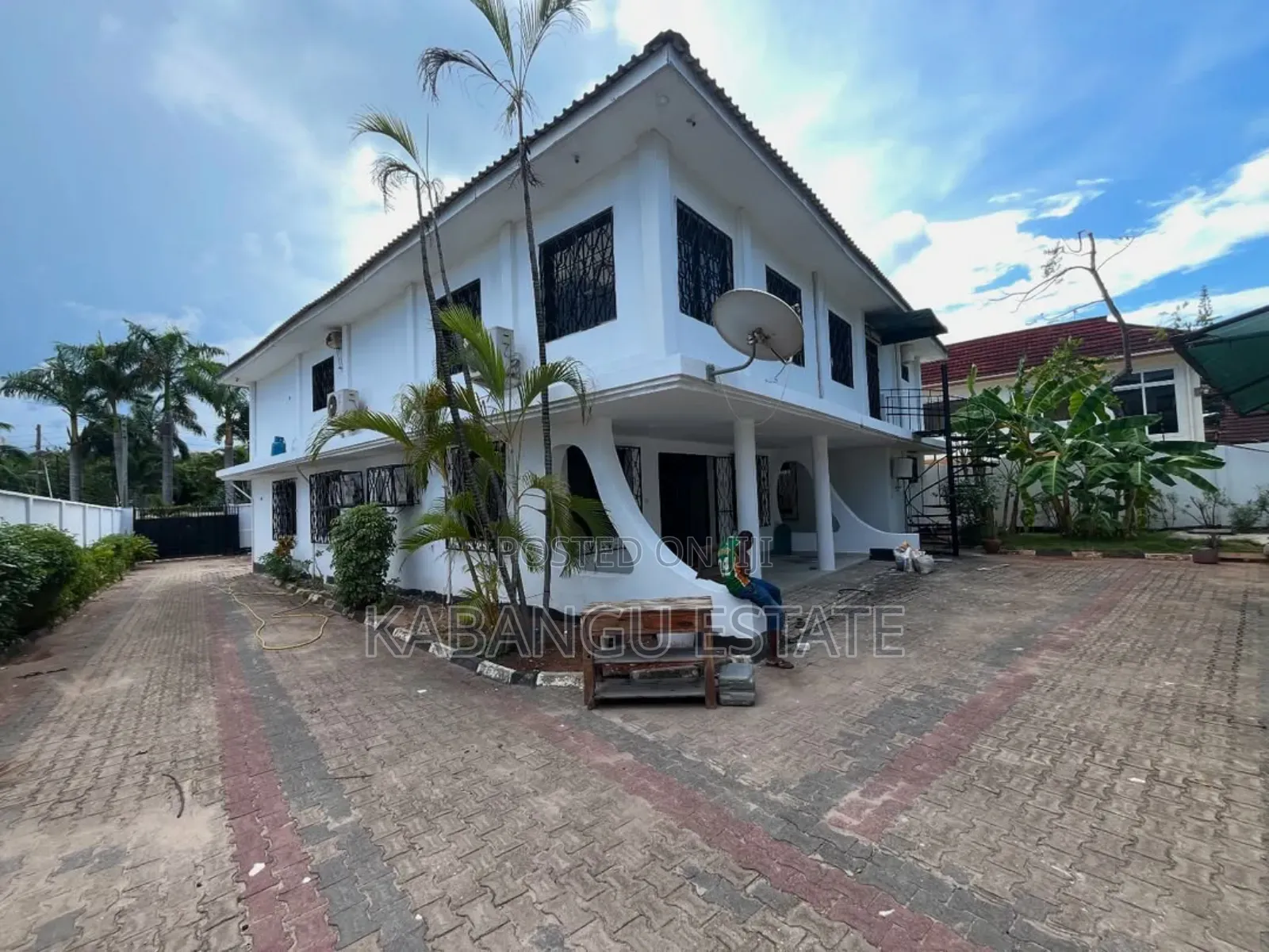4bdrm House in Masaki for rent