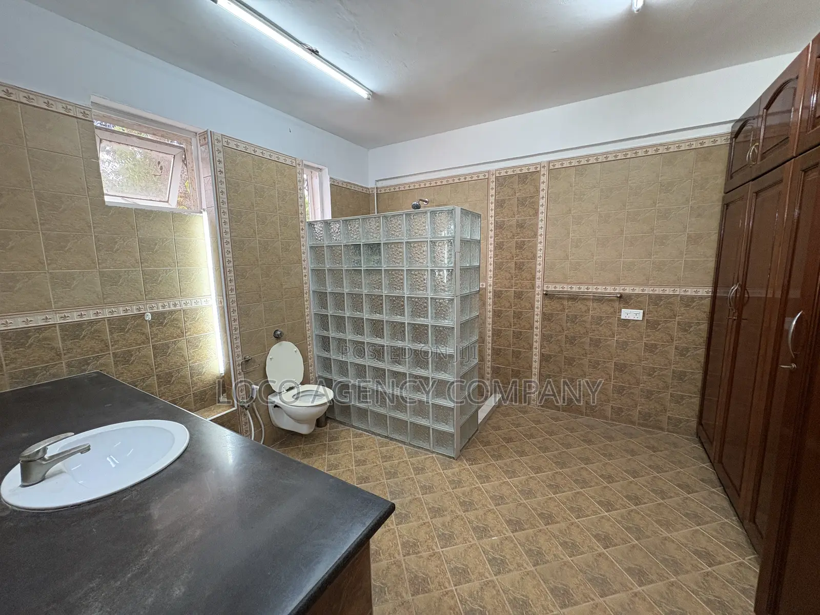 Furnished 4bdrm Villa in Trusted Real Estate, Masaki for rent