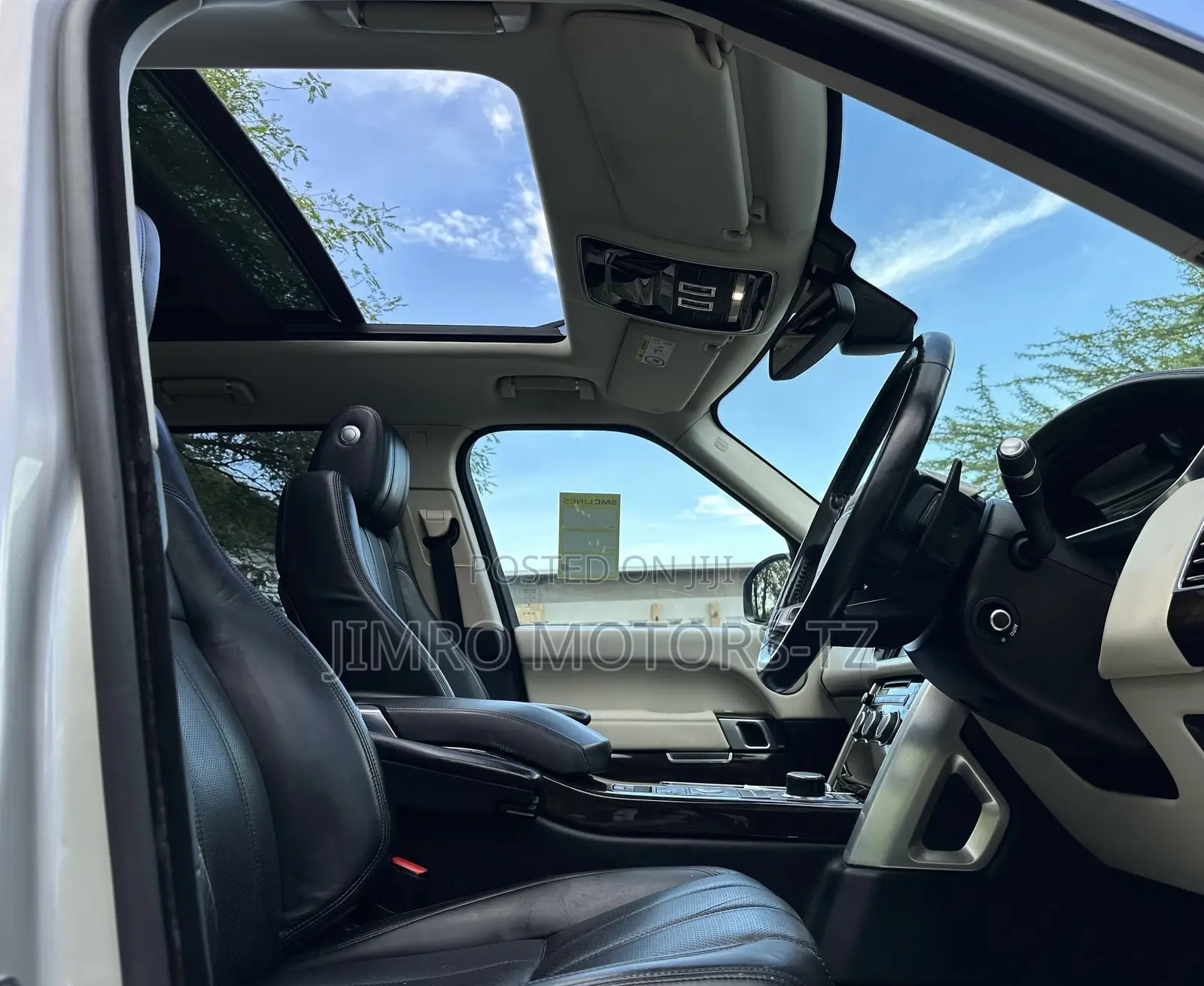 Land Rover Range Rover Vogue 2016 Gold