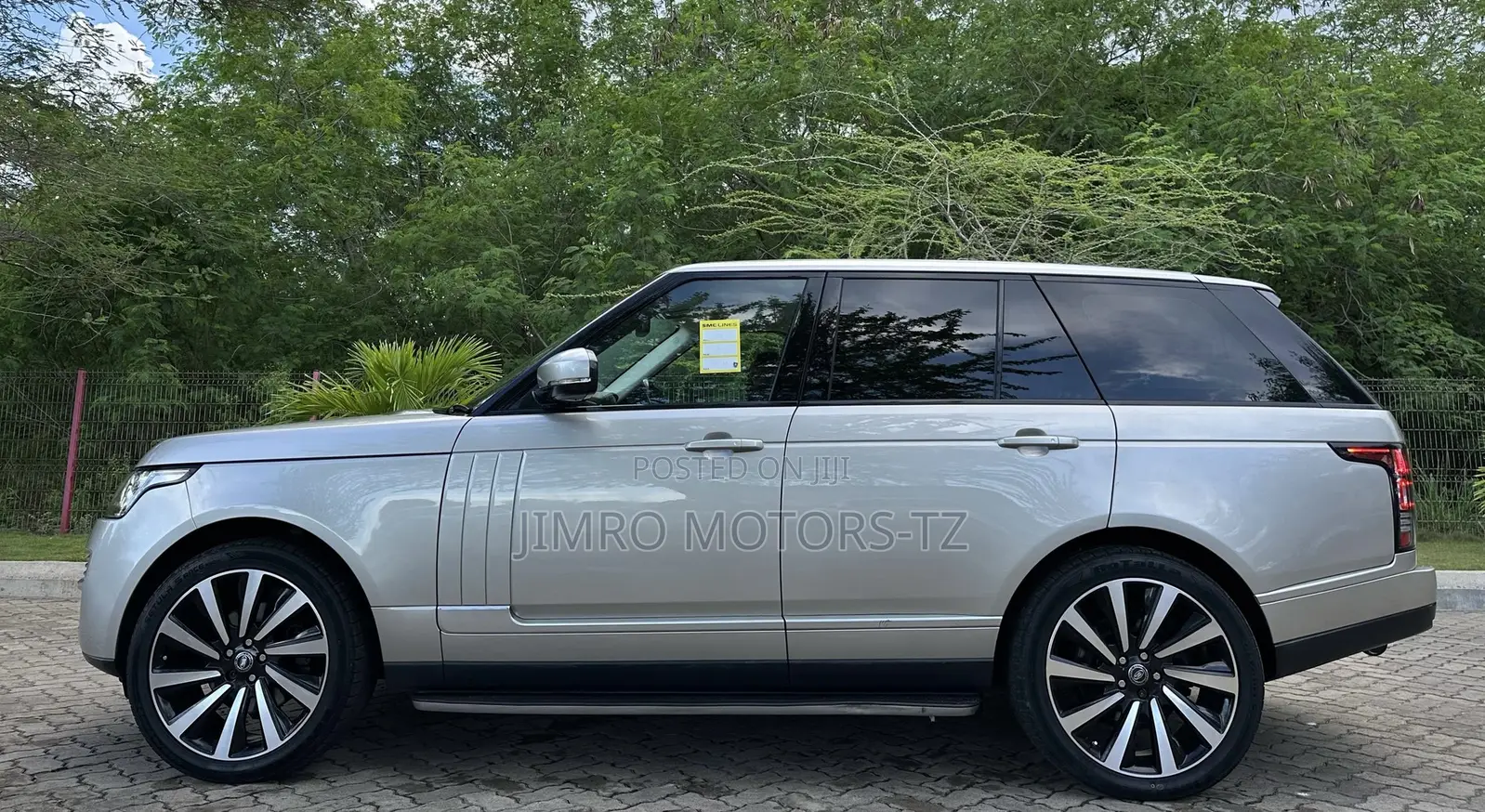 Land Rover Range Rover Vogue 2016 Gold