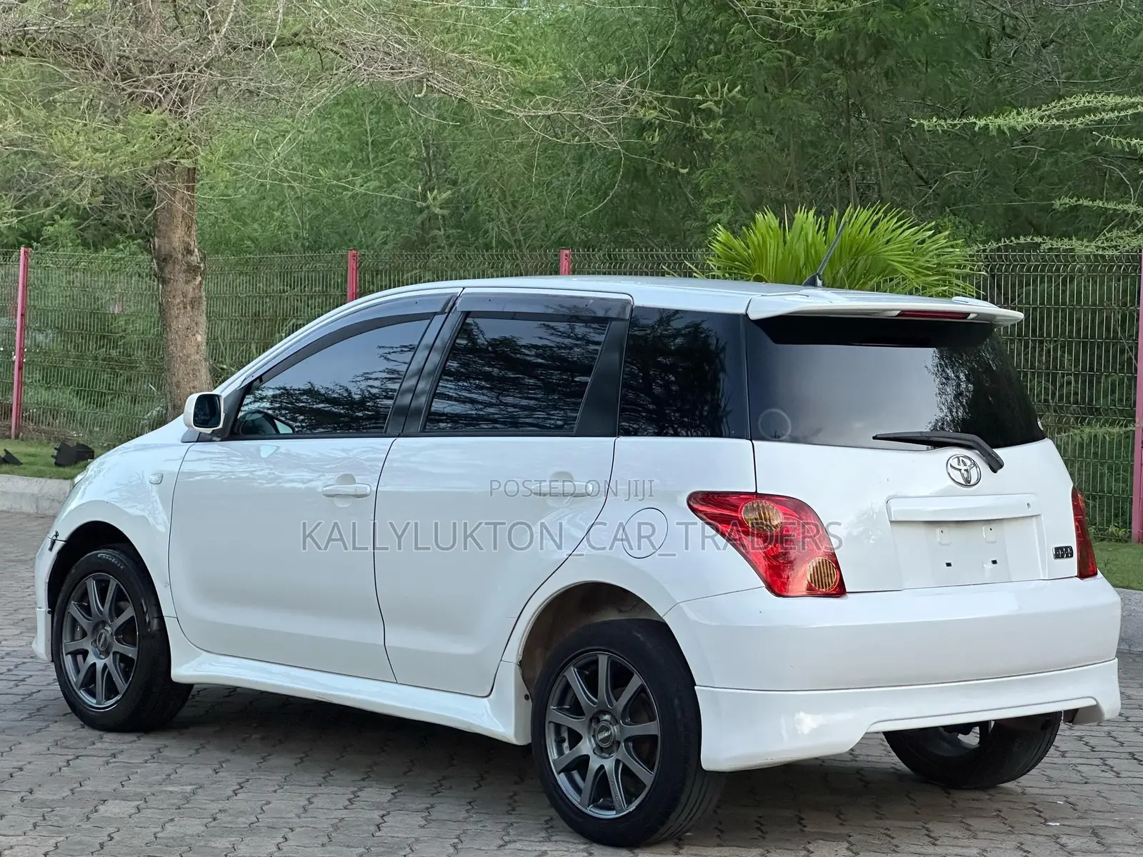 Toyota IST 2005 White