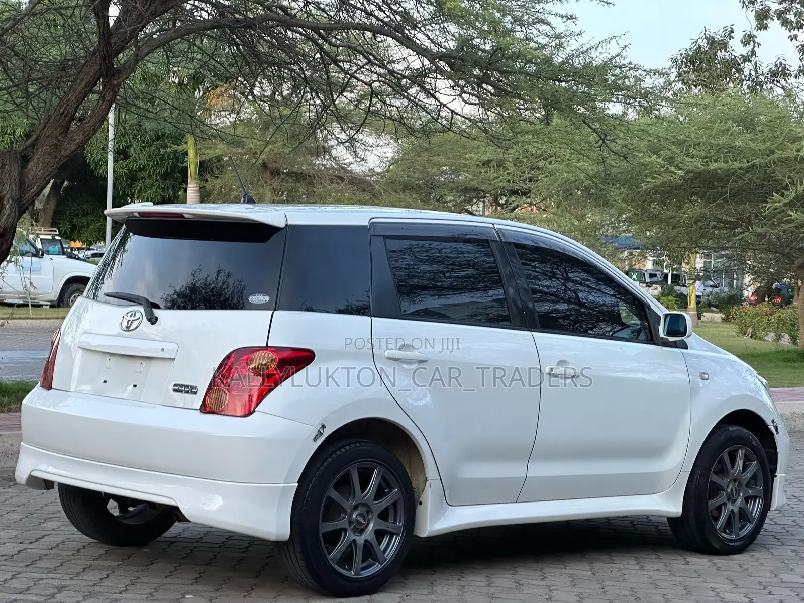Toyota IST 2005 White