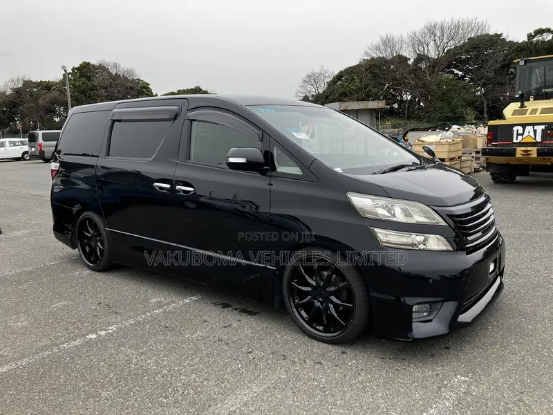 Toyota Vellfire 2010 Black