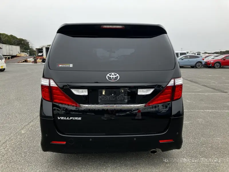 Toyota Vellfire 2010 Black