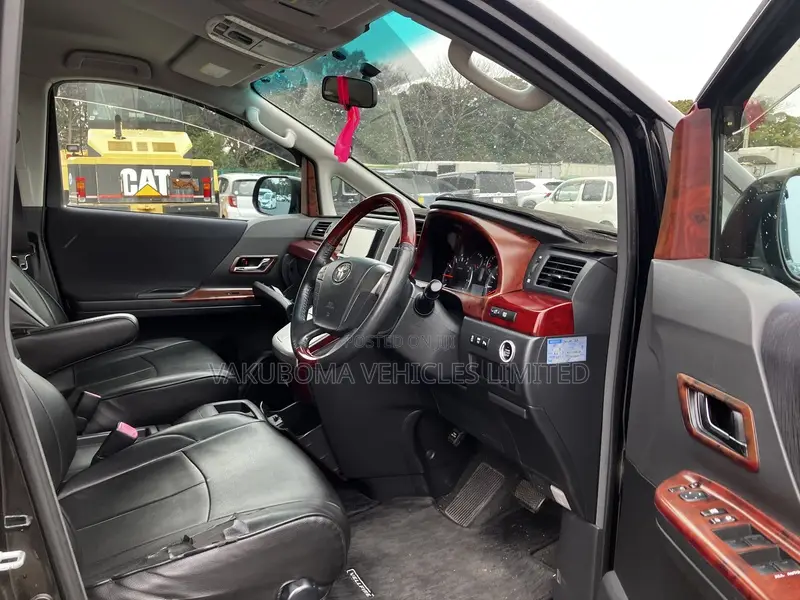 Toyota Vellfire 2010 Black
