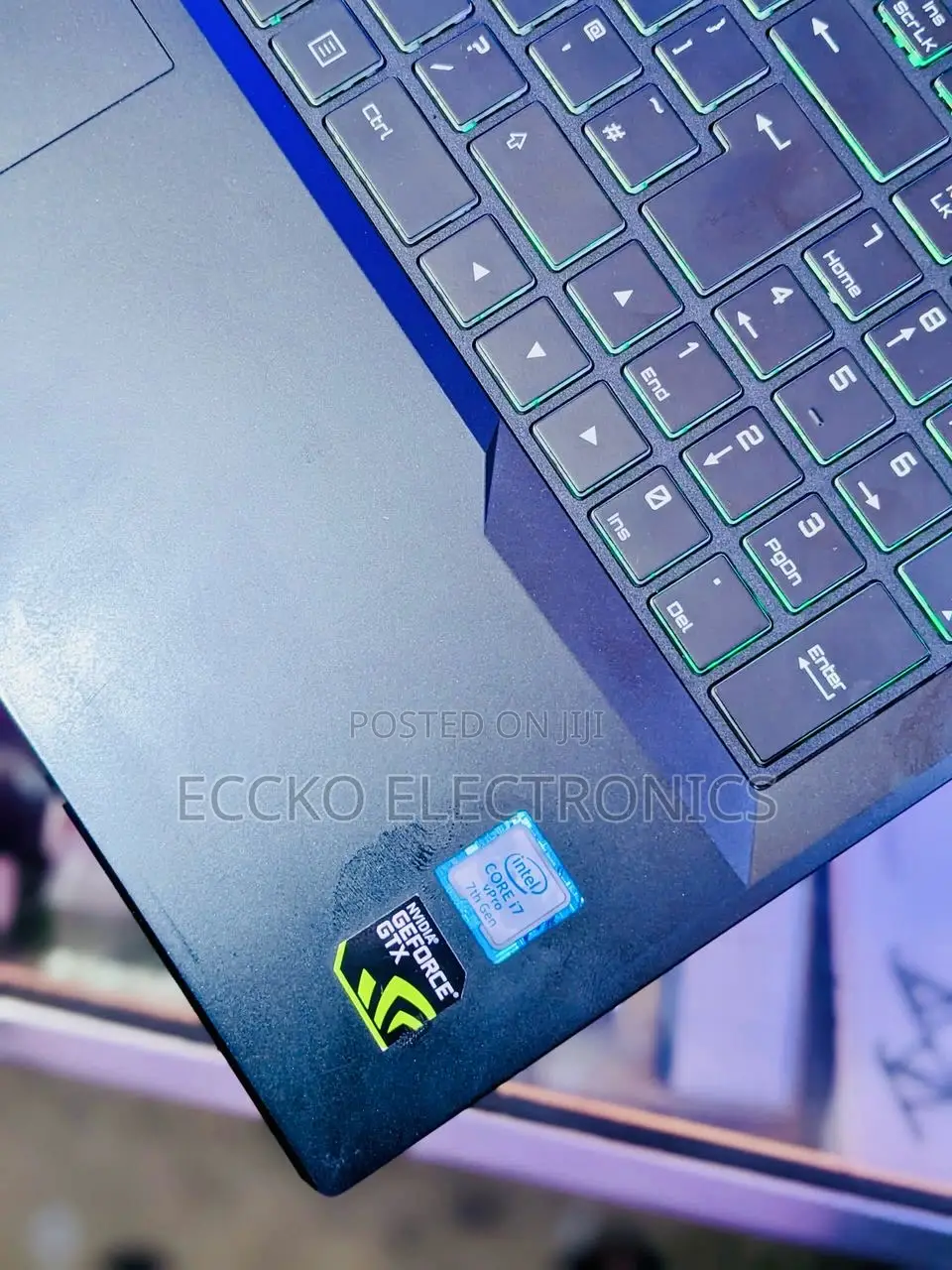 Laptop Medion Erazer X7851 16GB Intel Core i7 HDD+SSD 750GB