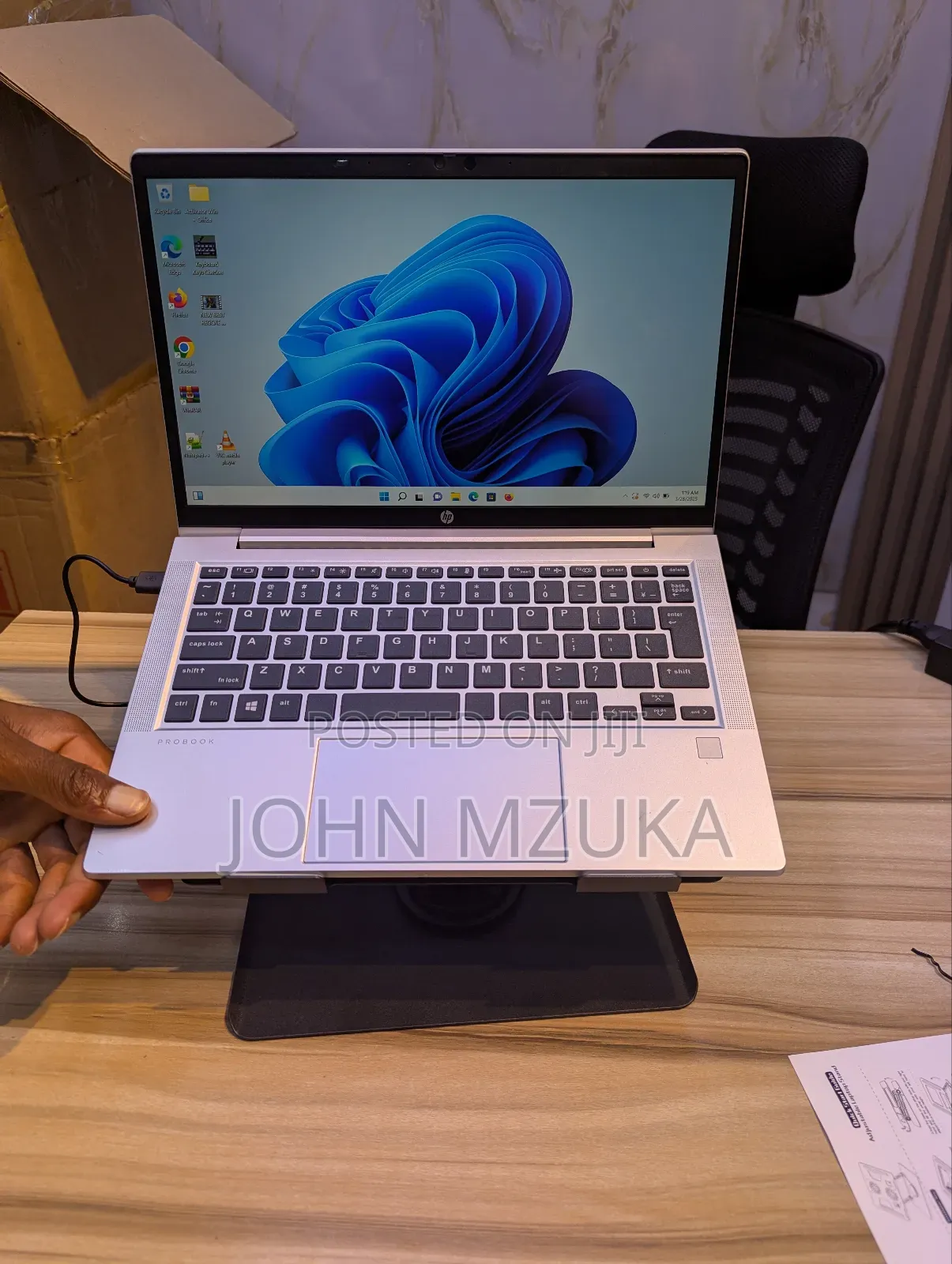 Laptop Stand With Fan , Cheap Price 70,000