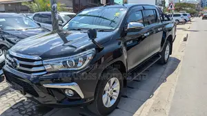 Toyota Hilux 2018 Black