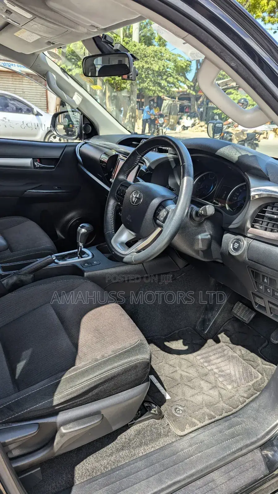Toyota Hilux 2018 Black