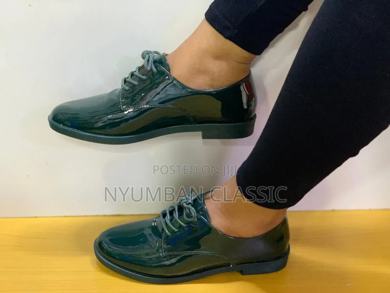Everest Shoes Women's