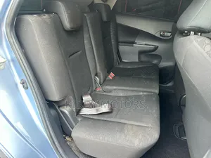Toyota Ractis 2011 Silver