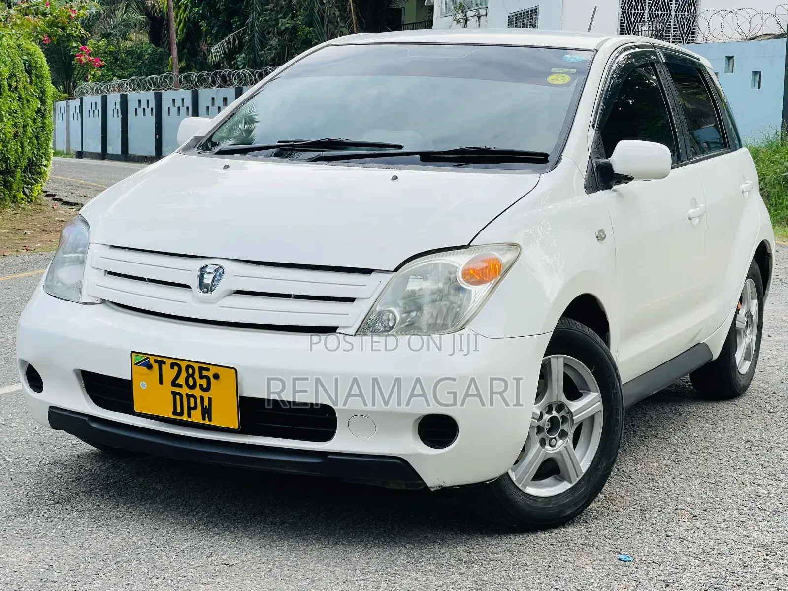 Toyota IST 2004 White