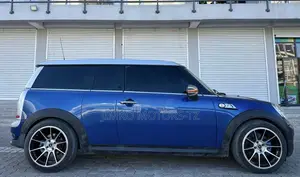 BMW 1 Series 2009 Blue