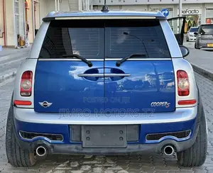 BMW 1 Series 2009 Blue