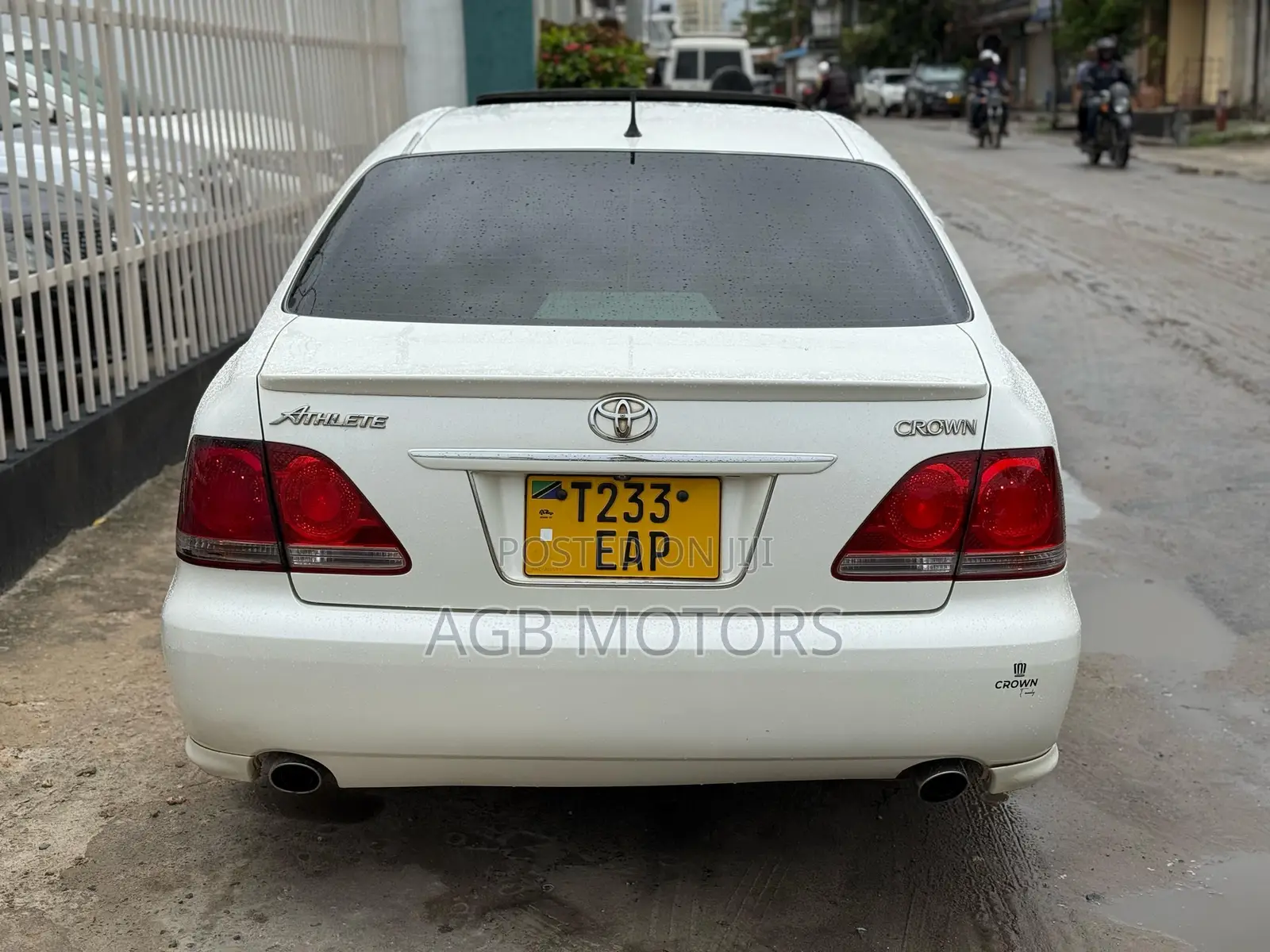 Toyota Crown 2004 White