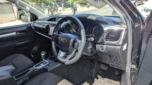 Toyota Hilux 2018 Black
