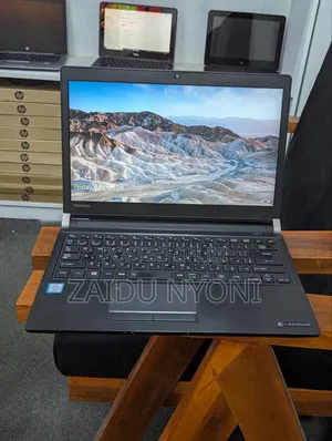 New Laptop Toshiba dynaEdge DC-100 8GB Intel Core I5 HDD 500GB