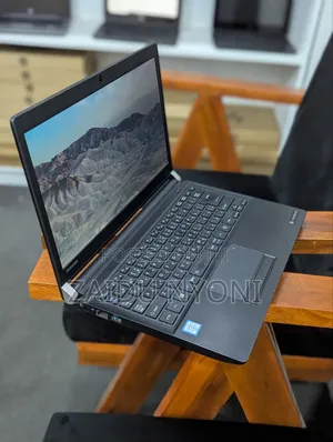 New Laptop Toshiba dynaEdge DC-100 8GB Intel Core I5 HDD 500GB