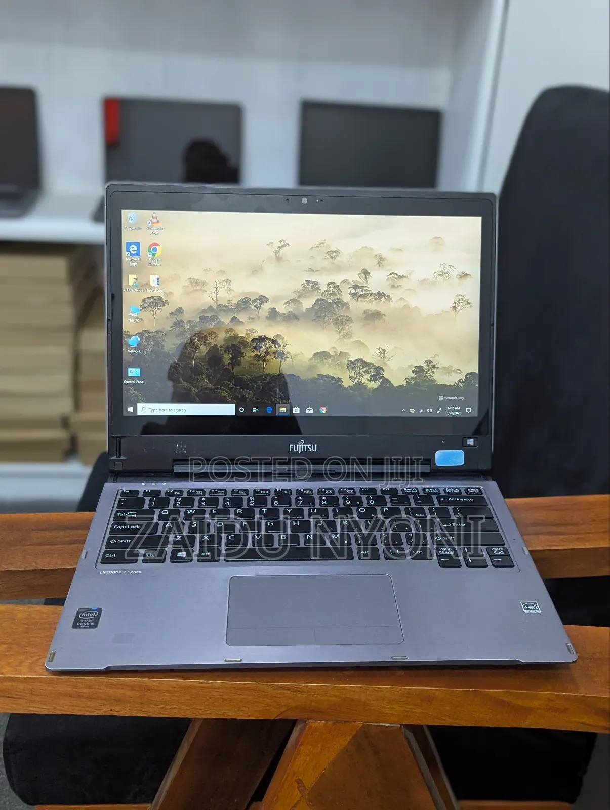 New Laptop Fujitsu Lifebook UH900 8GB Intel Core I5 HDD 500GB