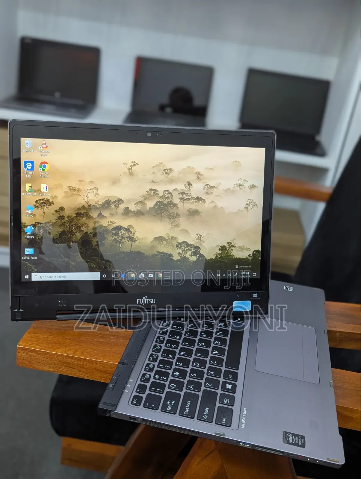New Laptop Fujitsu Lifebook UH900 8GB Intel Core I5 HDD 500GB