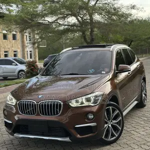 BMW X1 xDrive28i AWD 2016 Brown